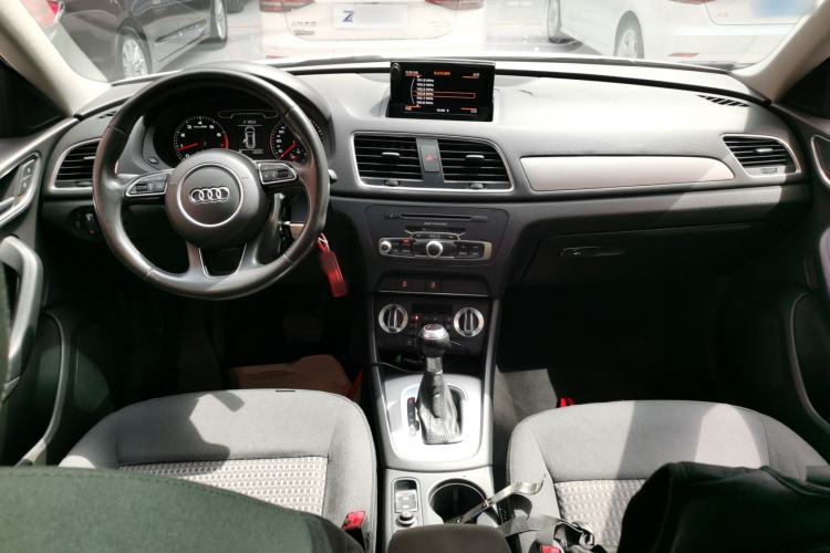 Used Audi Q3 2015 30 TFSI Ambition Edition