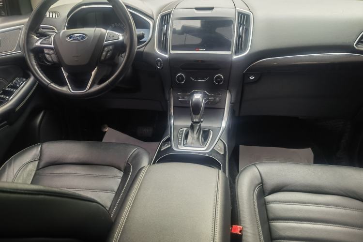 Used Ford Edge 2018 EcoBoost 245 Two-Wheel-Drive Titanium 7-Seater China V Standard
