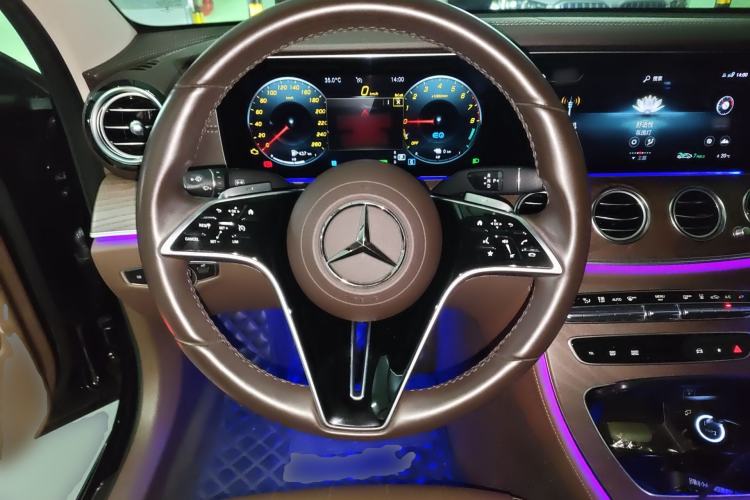 Used Mercedes-Benz E-Class New Energy 2023 E 350 e L Plug-in Hybrid Sedan Steering Wheel
