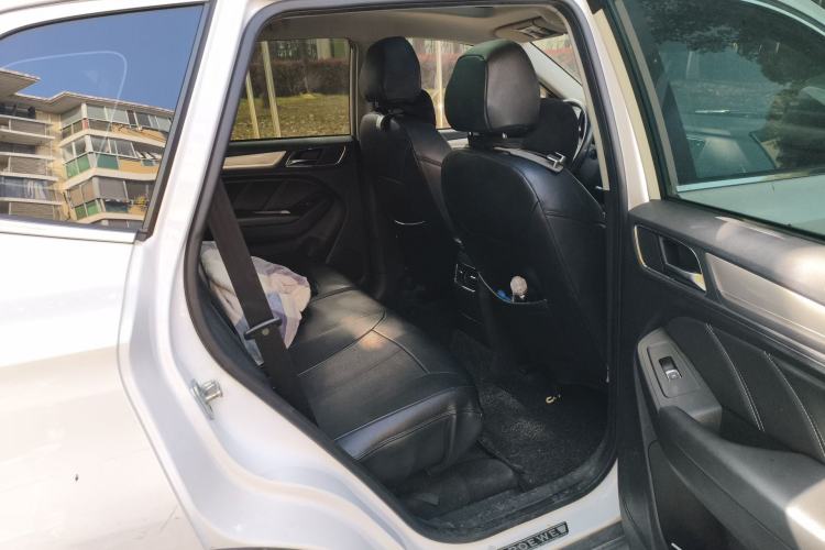 Used Roewe RX5 New Energy 2017 eRX5 50T Hybrid Connected Prestige Flagship Edition Left Rear Seat