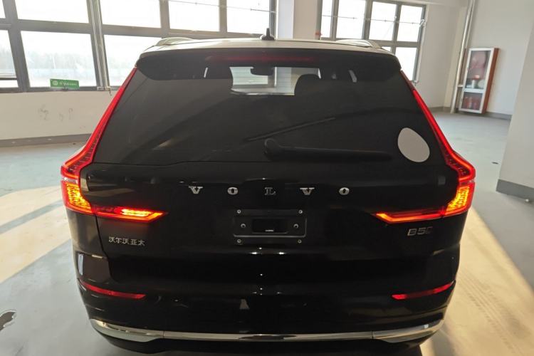 Used Volvo XC60 2024 B5 4x4 Smart Luxury Edition