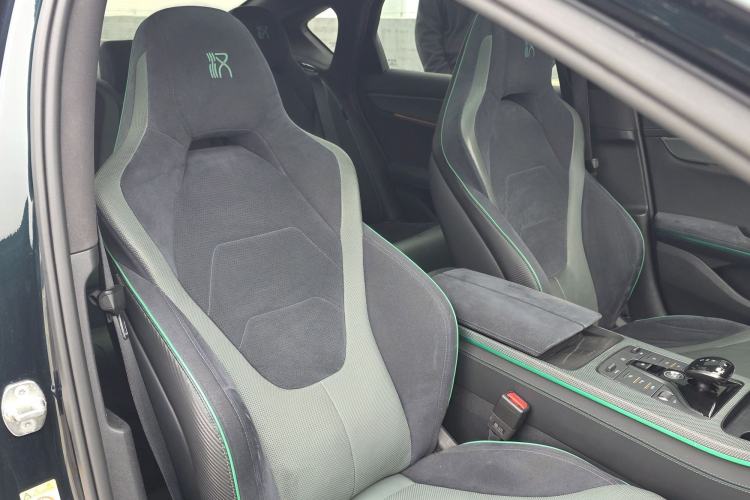 Used BYD Han 2022 EV 610 km All-Wheel-Drive Qianshan Cui Limited Edition
