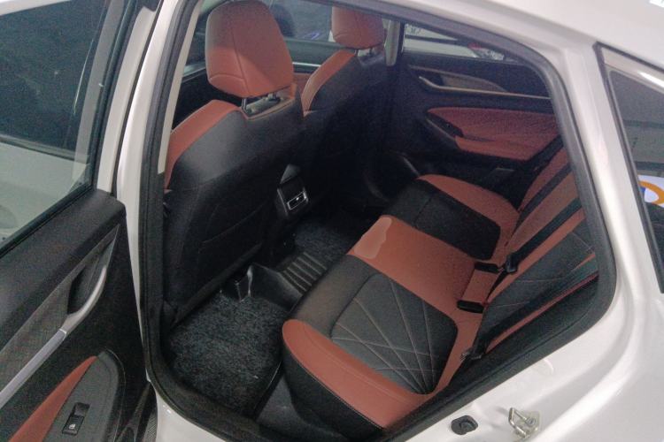 Used CHANGAN Eado 2023 Changan Edition PLUS Blue Whale NE 1.4T GDI DCT Prestige Version