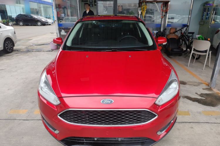 Used Ford Focus 2015 Hatchback 1.6L Automatic Fashion Edition