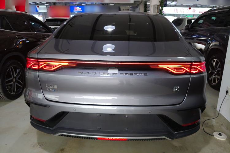 Used BYD Han 2022 DM-i 121KM Prestige Model
