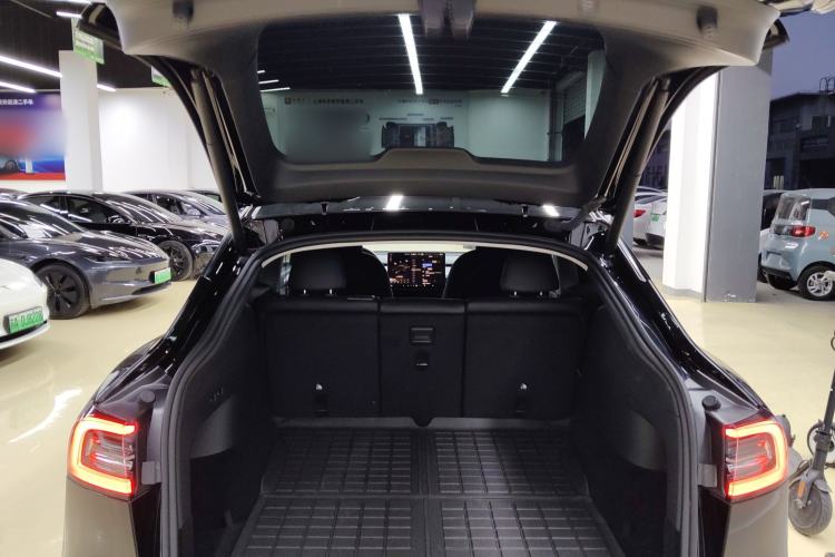 Used Tesla Model Y 2023 Rear-Wheel-Drive Version