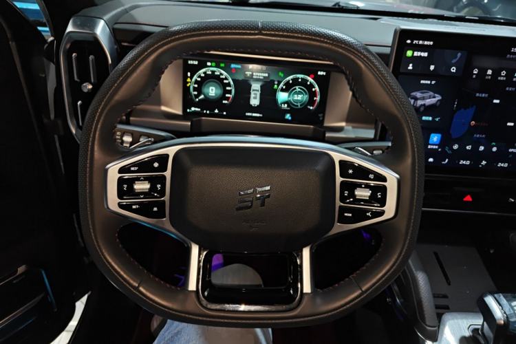 Used JETOUR Traveler 2023 2.0T All-Wheel Drive CrossPRO+