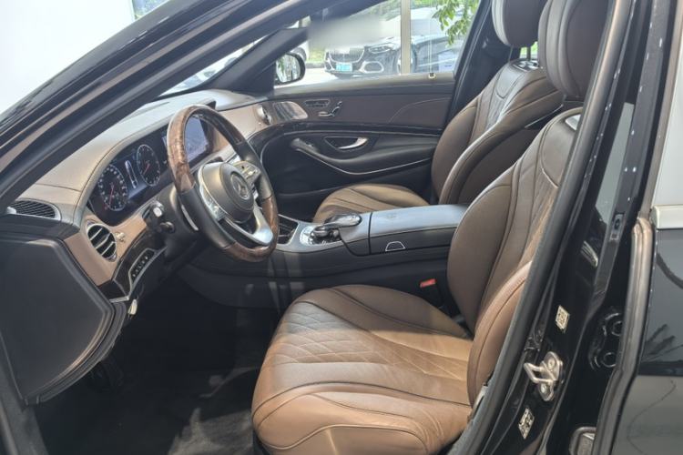 Used Mercedes-Benz Maybach S-Class 2018 S 560 4MATIC