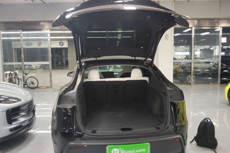 Used Tesla Model Y 2025 Rear-Wheel Drive First Edition