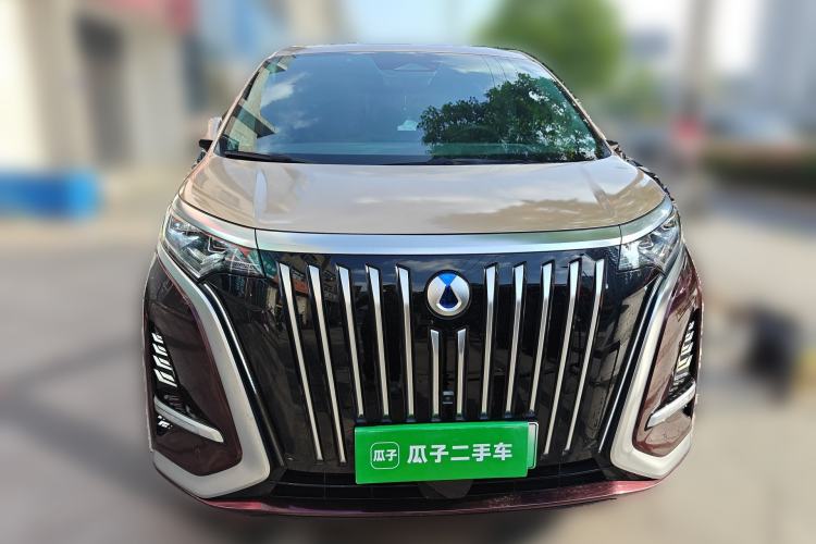 Used Denza D9 2022 EV 600 Four-Wheel Drive Prestige Model
