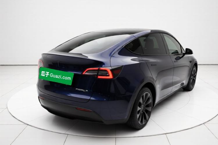 Used Tesla Model Y 2022 Long-Range All-Wheel-Drive Version