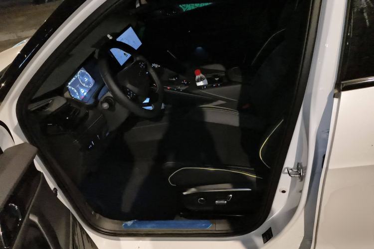 Used Lynk & Co 06 2023 Remix 1.5T Dynamic Halo