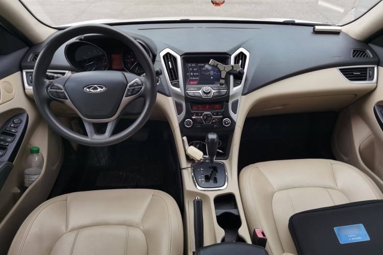 Used Chery Arrizo 7 2013 1.6L CVT Zhixiang Edition Center Console