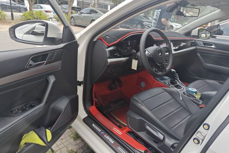 Used Volkswagen Lavida 2021 1.5L Automatic Comfort Edition