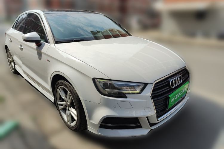 Used Audi A3 2019 Limousine 35 TFSI Fashion Edition China VI Emission Standard
