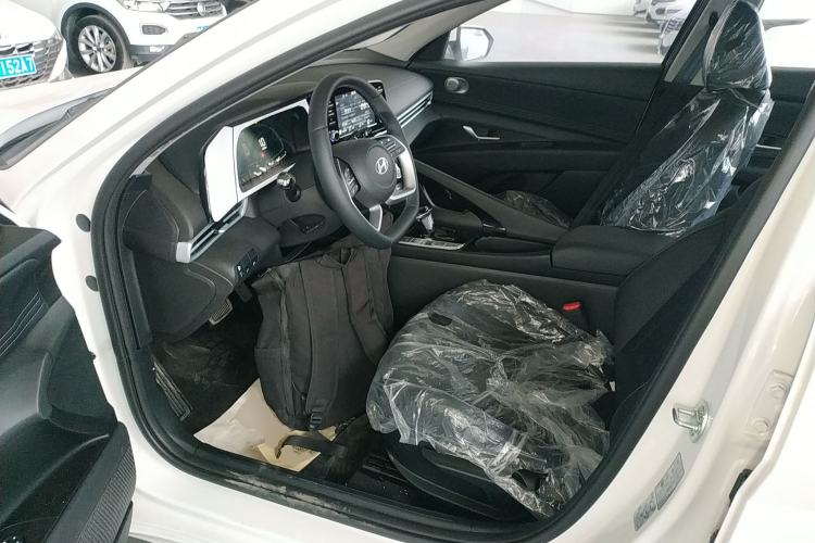 Used Hyundai Elantra 2023 1.5L CVT GLX Elite Edition
