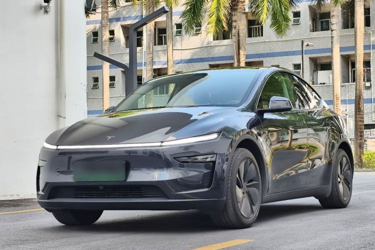 Used Tesla Model Y 2025 Rear-Wheel Drive First Edition