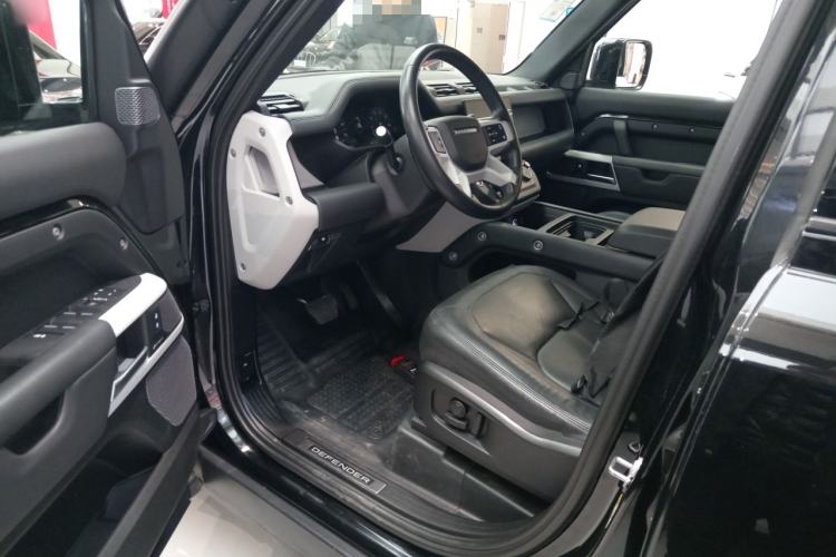 Used Land Rover Defender 2024 110 3.0T P400 XS
