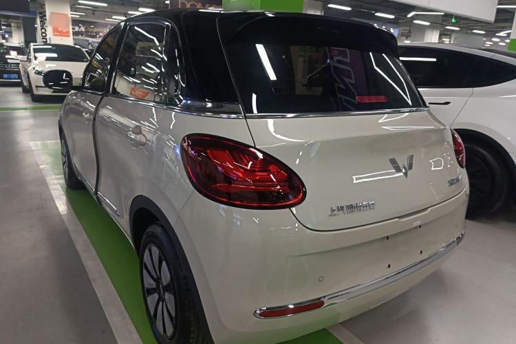 Used Wuling Bingo 2023 333 km Lingxi Connected Version
