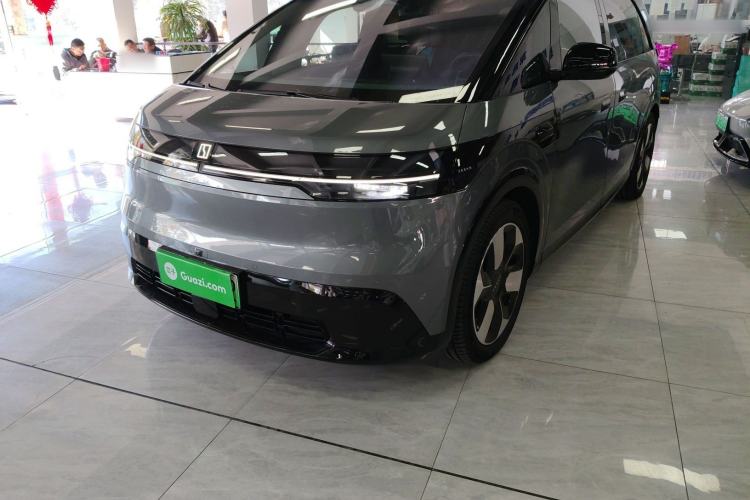 Used Zeekr MIX 2025 Intelligent Driving Version
