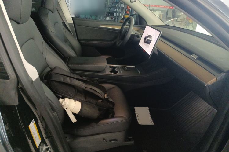 Used Tesla Model Y 2022 Rear-Wheel-Drive Version