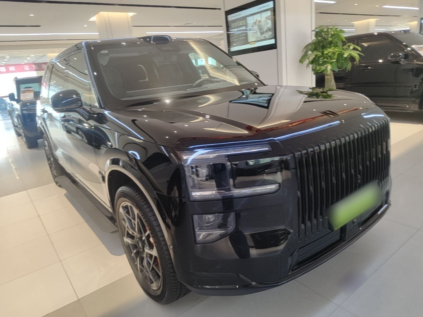 Zeekr 9X 2025 Moon Black Edition 70kWh — снимка 12
