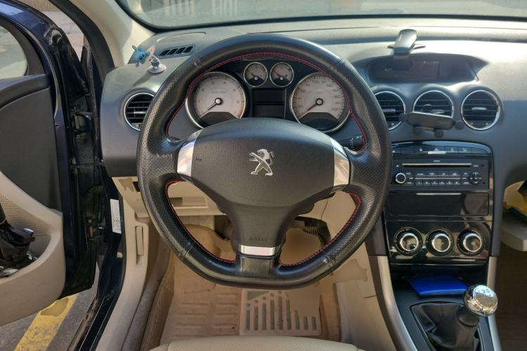 Used Peugeot 408 2013 1.6L Manual Comfort Edition

