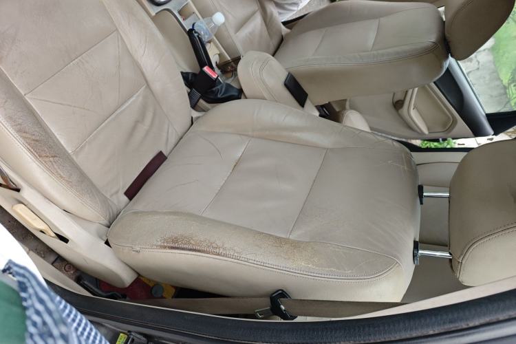 Used Ford Focus 2013 Sedan Classic 1.8L Automatic Fashion Edition