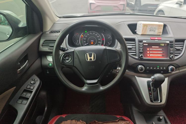 Used Honda CR-V 2012 2.0L two-wheel drive urban version