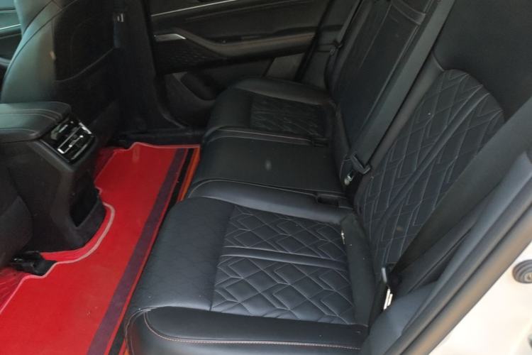 Used CHANGAN UNI-K iDD 2022 Blue Whale iDD 130km 1.5T Excellence Model