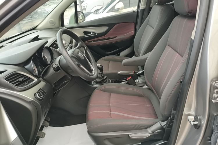 Used Buick Encore 2015 1.4T Manual Two-Wheel Drive Urban Advanced Model
