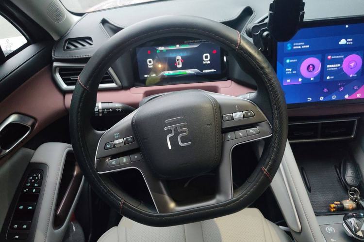 Used BYD Yuan UP 2024 401KM Leading Edition
