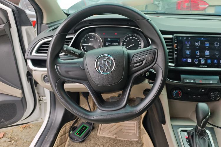 Used Buick GT 2017 15N Automatic Elite Version Steering Wheel