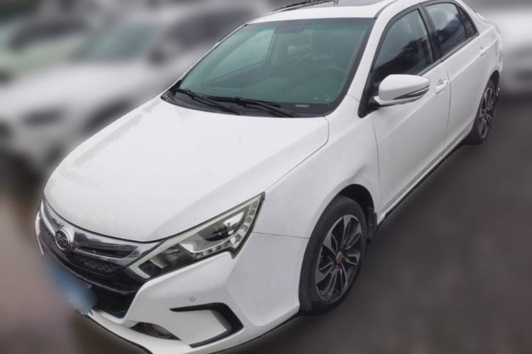 Used BYD Qin New Energy 2015 1.5T Dual-Crown Flagship Plus Edition Guazi used car, China used car export, Used car for sale, Used  cars, Cheapest cars for sale