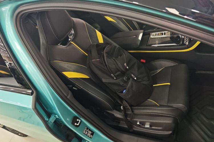 Used Hongqi H6 2023 2.0T ZhiZhen Edition