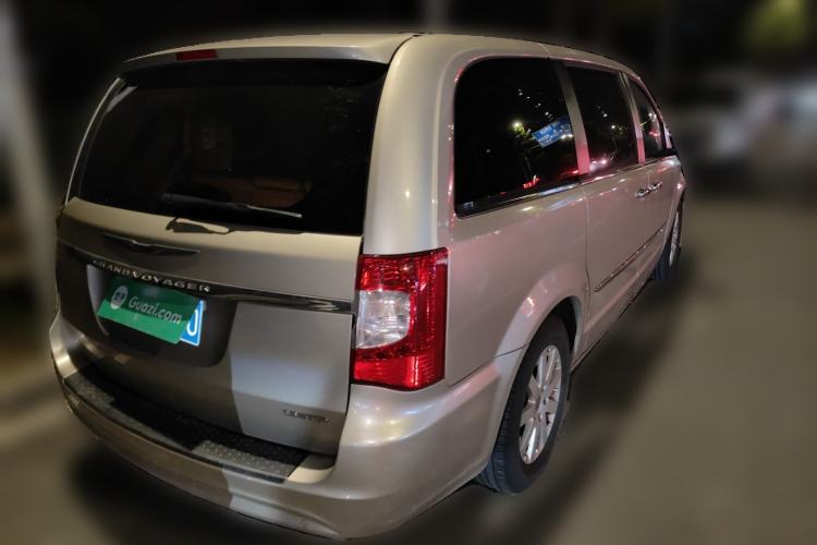 Used Chrysler Grand Voyager 2013 3.6L Luxury Edition
