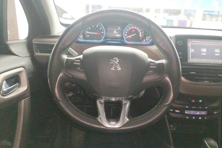 Used Peugeot 2008 2014 1.6L Automatic Navigation Edition