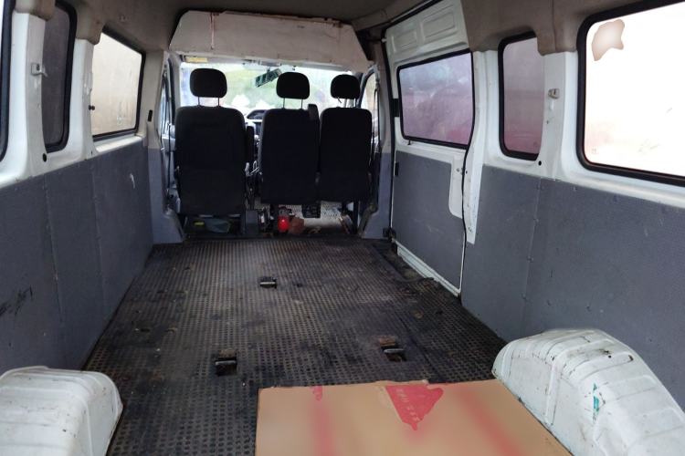 Used SAIC MAXUS Xintu V80 2021 2.0T Manual Classic Aoyuntong Long Wheelbase Mid-Roof 6/7/8/9-Seater
