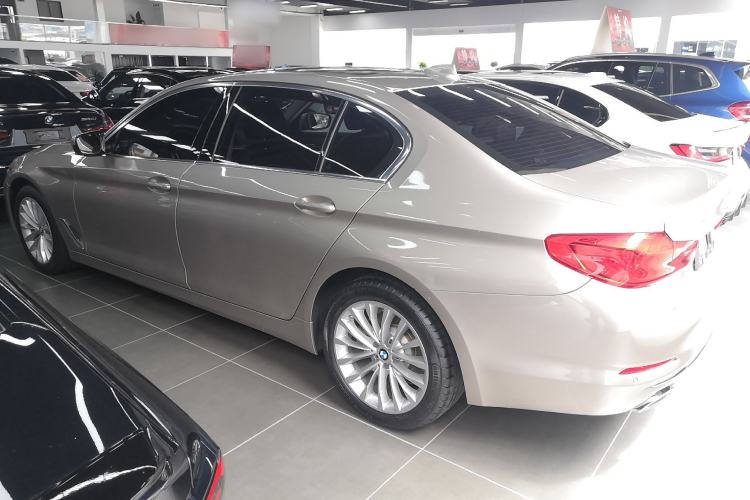 Used BMW 5 Series 2019 Facelifted 530Li Leading Edition Luxury Package
