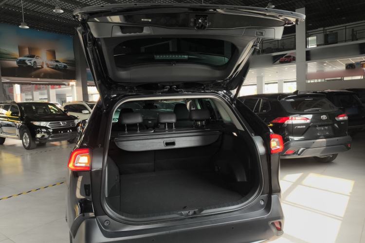 Used Toyota Wildlander 2024 2.0L CVT Two-Wheel Drive Leading Edition