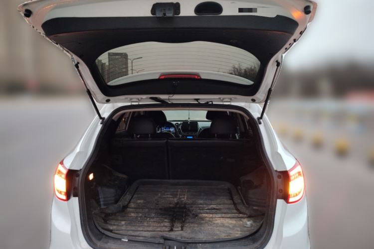 Used Hyundai ix35 2015 2.0L Automatic 2WD Smart Version China V Standard
