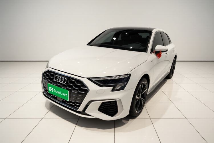 Used Audi A3 2024 Sportback 35 TFSI Fashionable Sports Model Guazi used car, China used car export, Used car for sale, Used  cars, Cheapest cars for sale