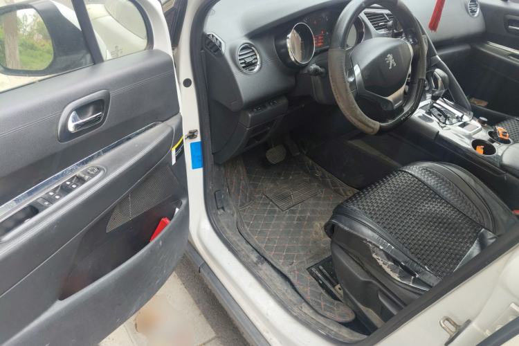 Used Peugeot 3008 2015 2.0L Automatic Classic Edition