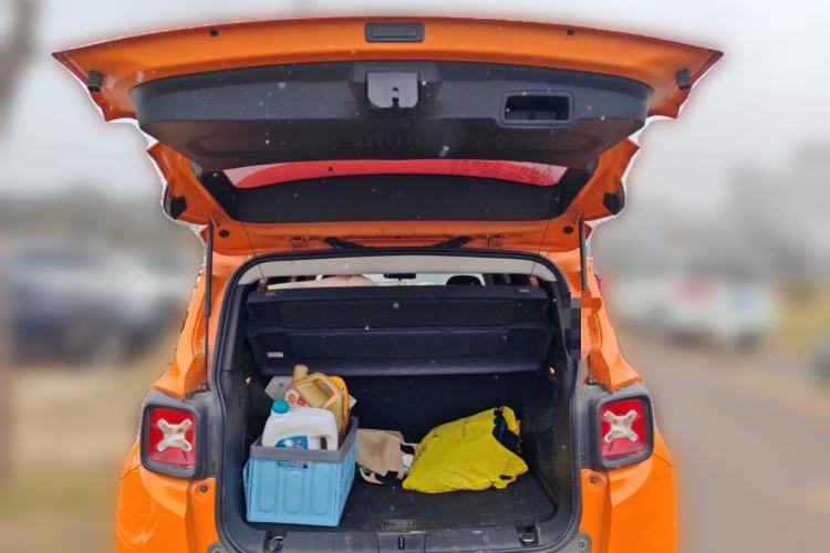 Used Jeep Renegade 2017 180T Automatic High-Energy Version