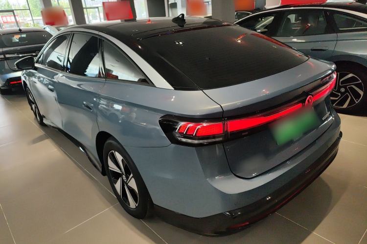 Used Volkswagen ID.7 VIZZION 2024 AIR model