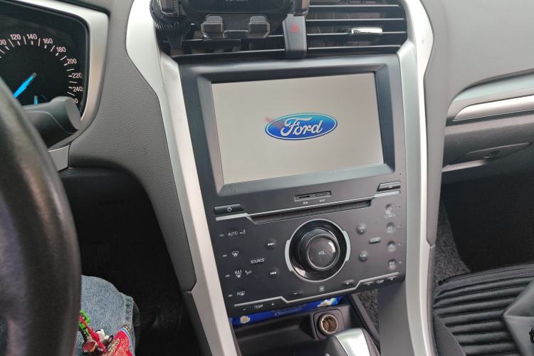 Used Ford Mondeo 2013 1.5L GTDi180 Fashion Edition Audio And AC Panel