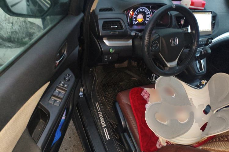 Used Honda CR-V 2015 2.0L two-wheel drive urban version