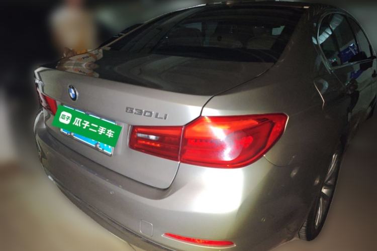 Used BMW 5 Series 2019 Facelifted 530Li Leading Edition Luxury Package Rear Left 45 Deg