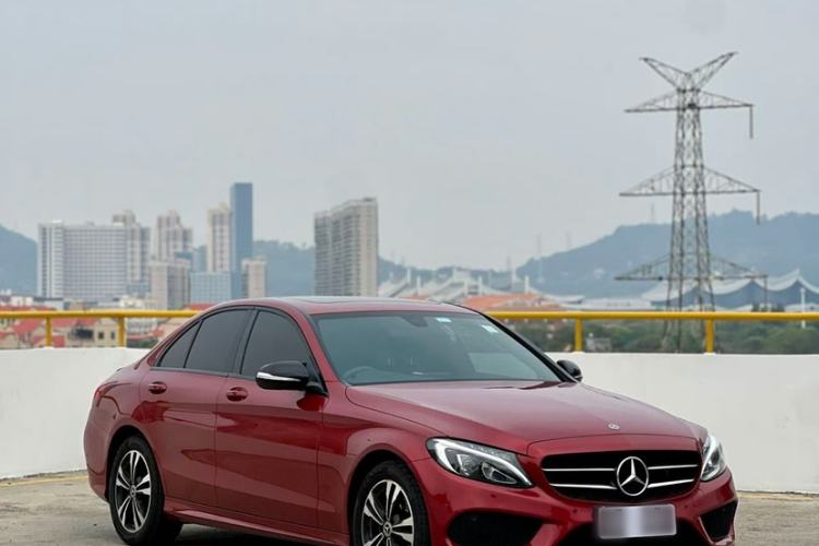 Used Mercedes-Benz C-Class 2017 Restyled C 200 Sport Edition Exterior 2