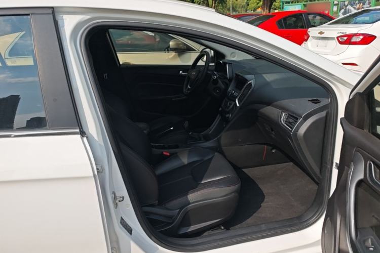 Used Chery Arrizo 5 2017 1.5L Manual Lingchao Edition

